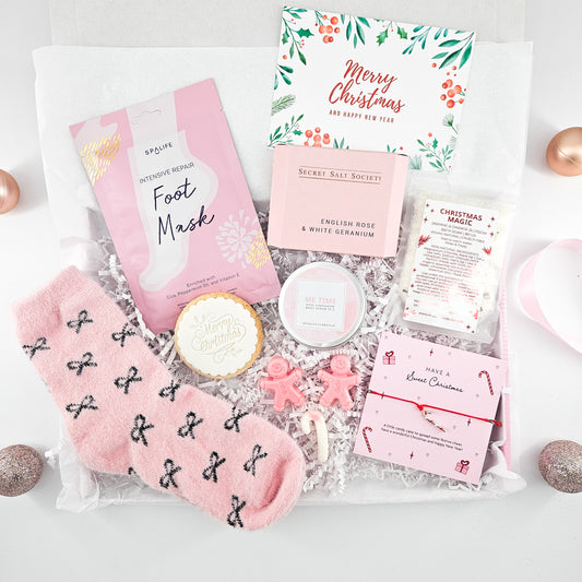 A Pink & Cosy Christmas | Festive Pamper Gift Box for her