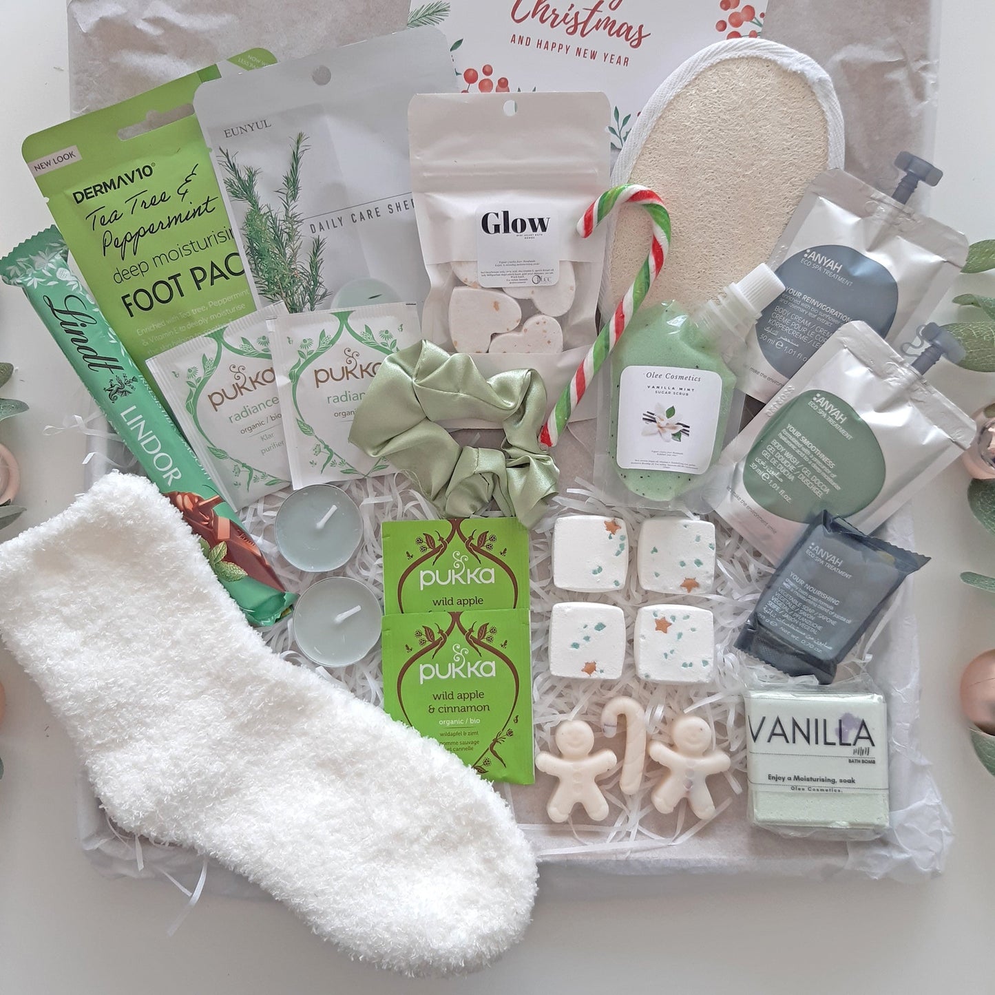 Luxury Christmas self care gifts to send in the post