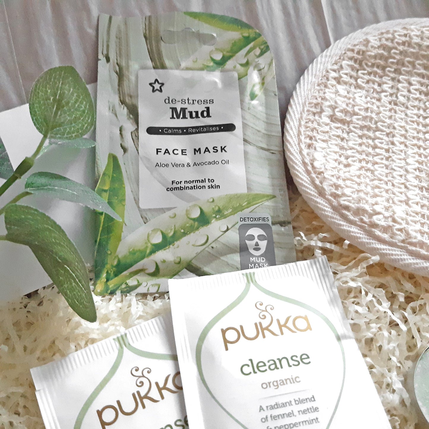 Spa Day Pamper Box | Luxury spa gifts for female friends next day delivery