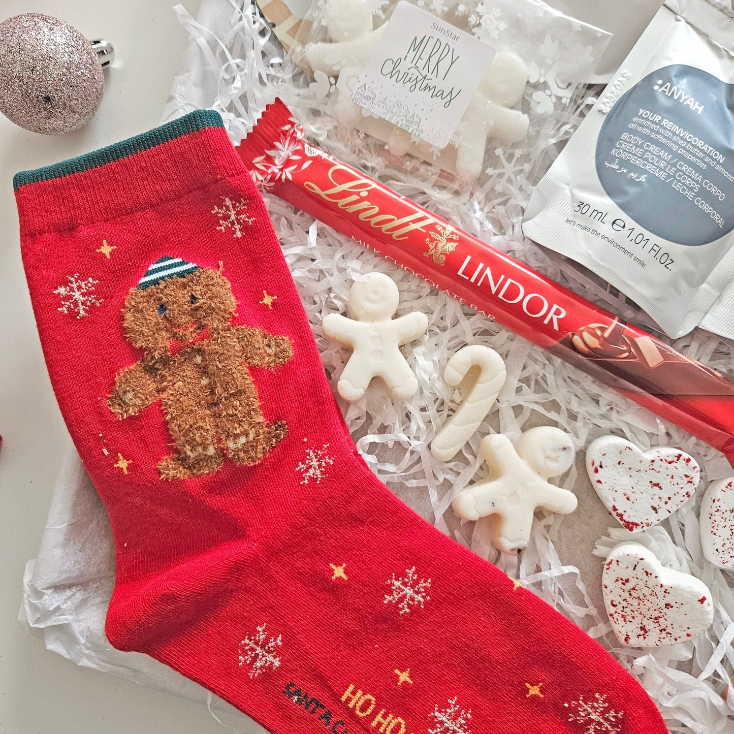 christmas gift box present ideas for her