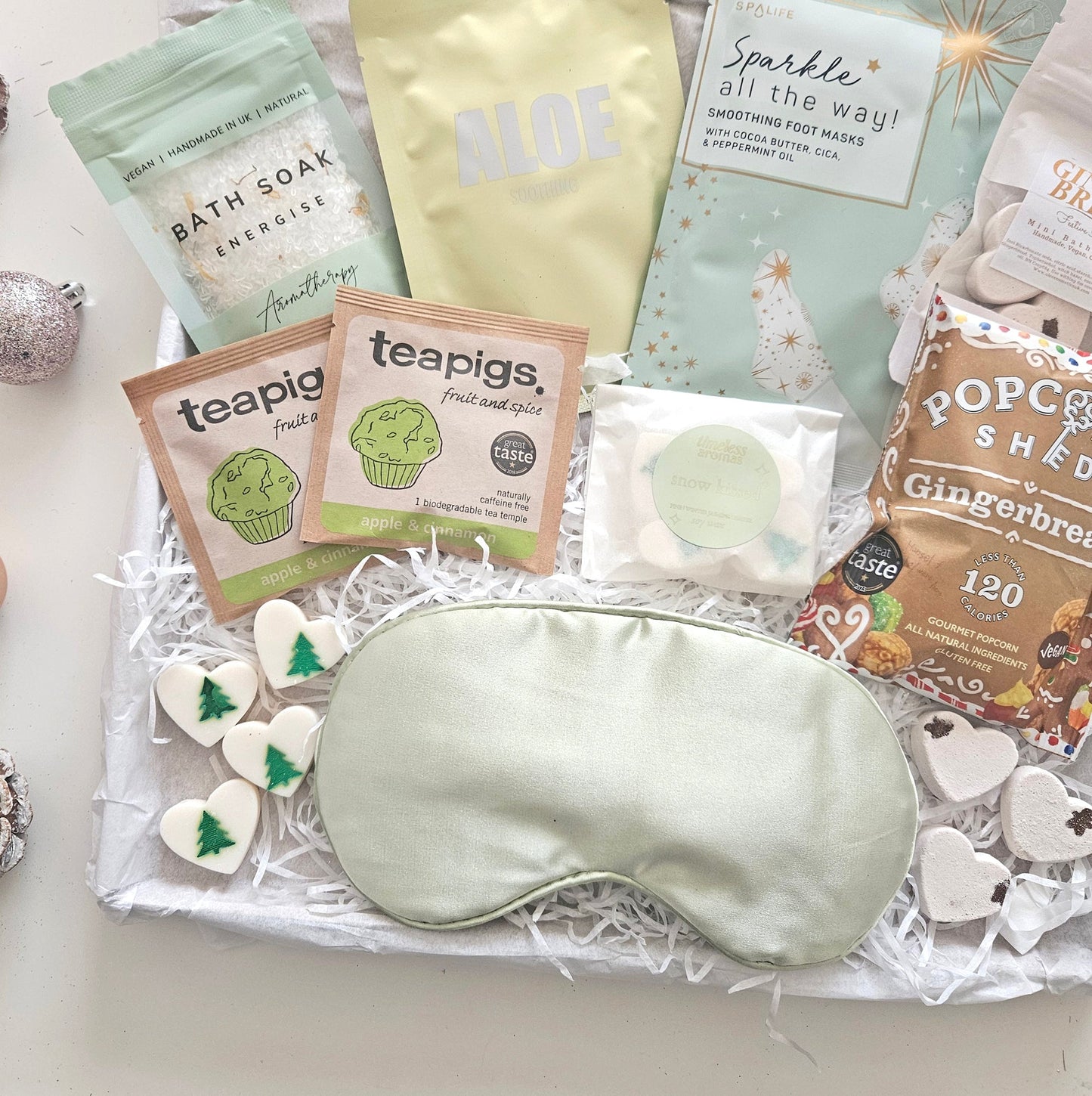 luxury christmas pamper gift box for her