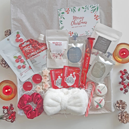 CHRISTMAS SELF CARE GIFT BOX | PRESENTS BY POST