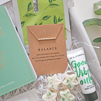 PISCES PAMPER BOX