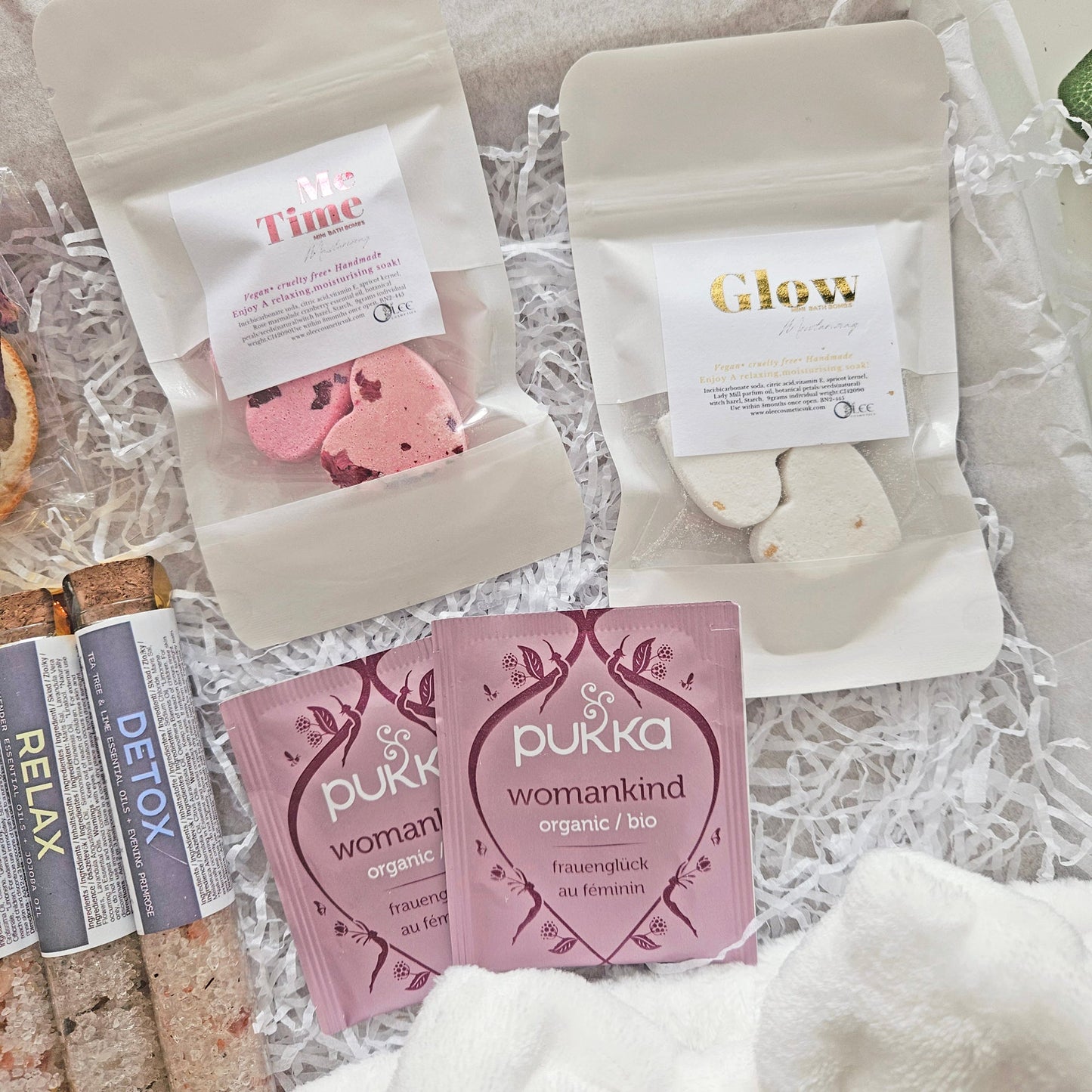 GLOW LUXURY BATH GIFT SET