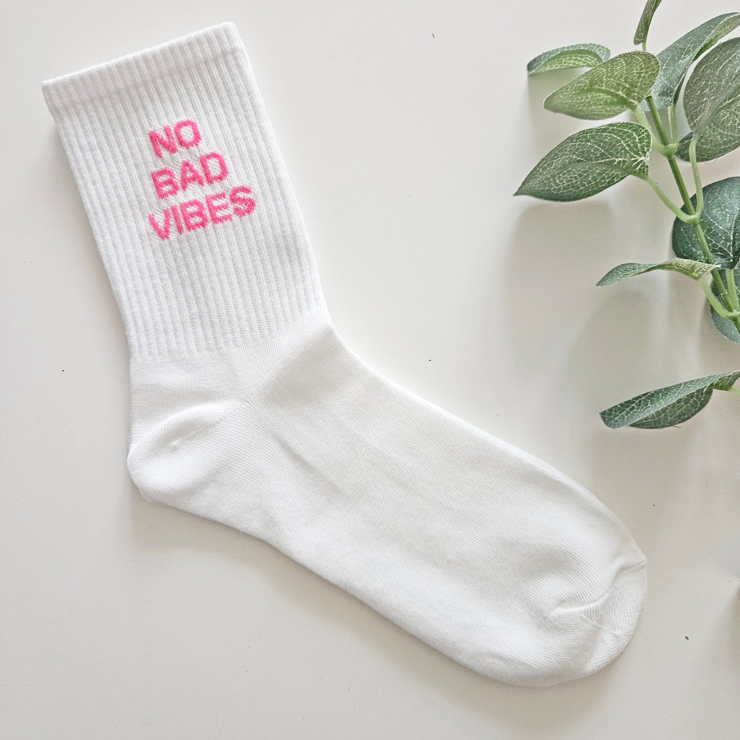 NO BAD VIBES SOCKS