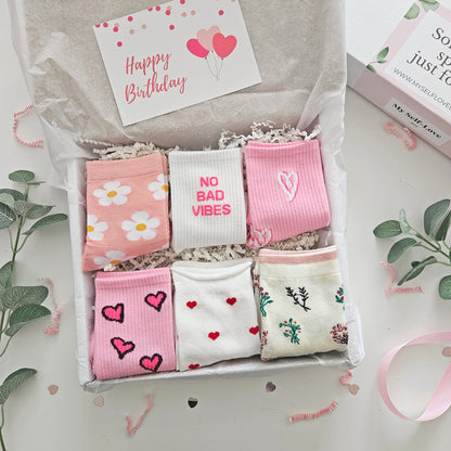 SOCKS GIFT BOX - 6 DESIGNS