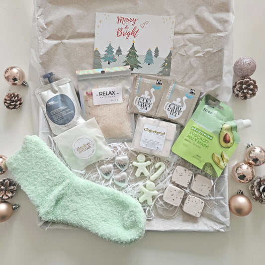 CHRISTMAS WISHES | PAMPER HAMPER FOR HER