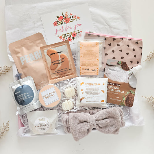 Cosy Autumn Night In Pamper Hamper | Luxury pamper Gift Sets For Her