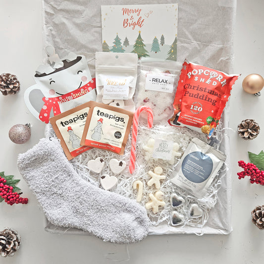 FESTIVE TREATS CHRISTMAS PAMPER BOX