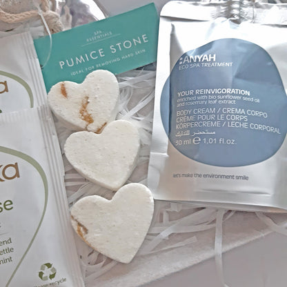 Green Serenity Pamper Box | Luxury pamper gift sets for female friends