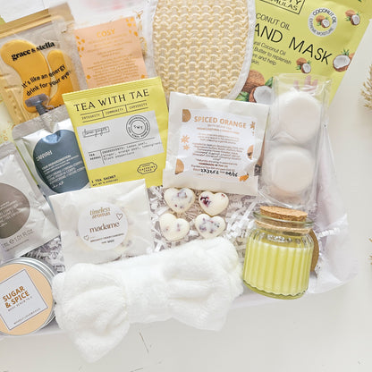 Luxury Spa Moments care package | Luxury pamper gift boxes for Women