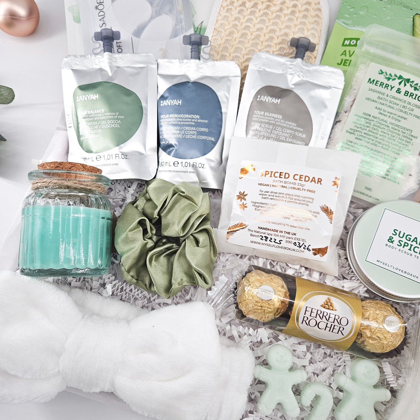 Merry & Bright Deluxe | Luxury Christmas pamper hamper for her