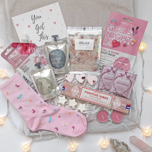 POSITIVE VIBES PAMPER GIFT SET FOR FRIEND