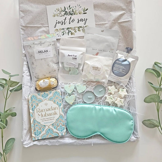 Ramadan Mubarak pamper Gift Box for ladies next day delivery gifts by post