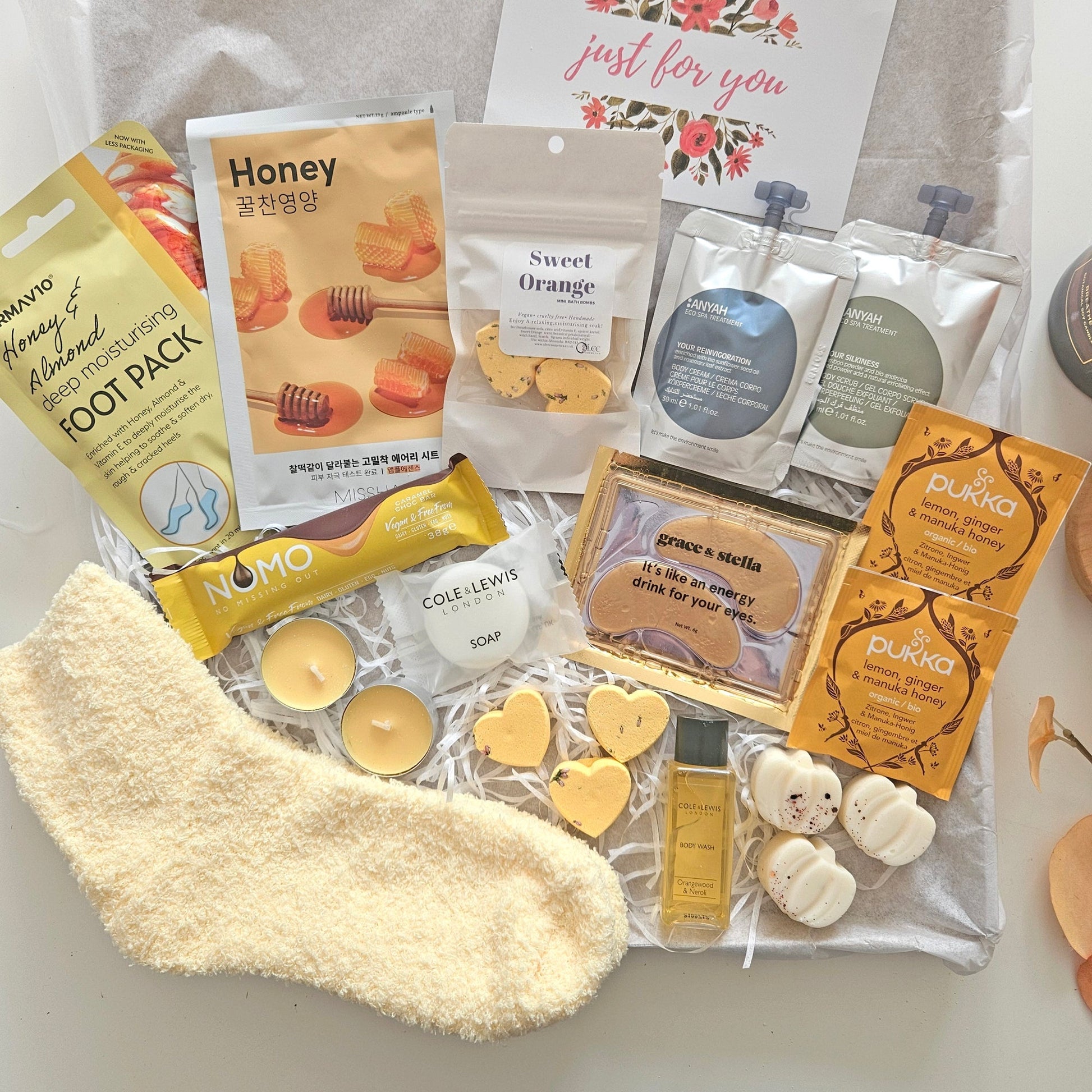 cosy fall luxury pamper gift sets for her get well soon pampering gifts