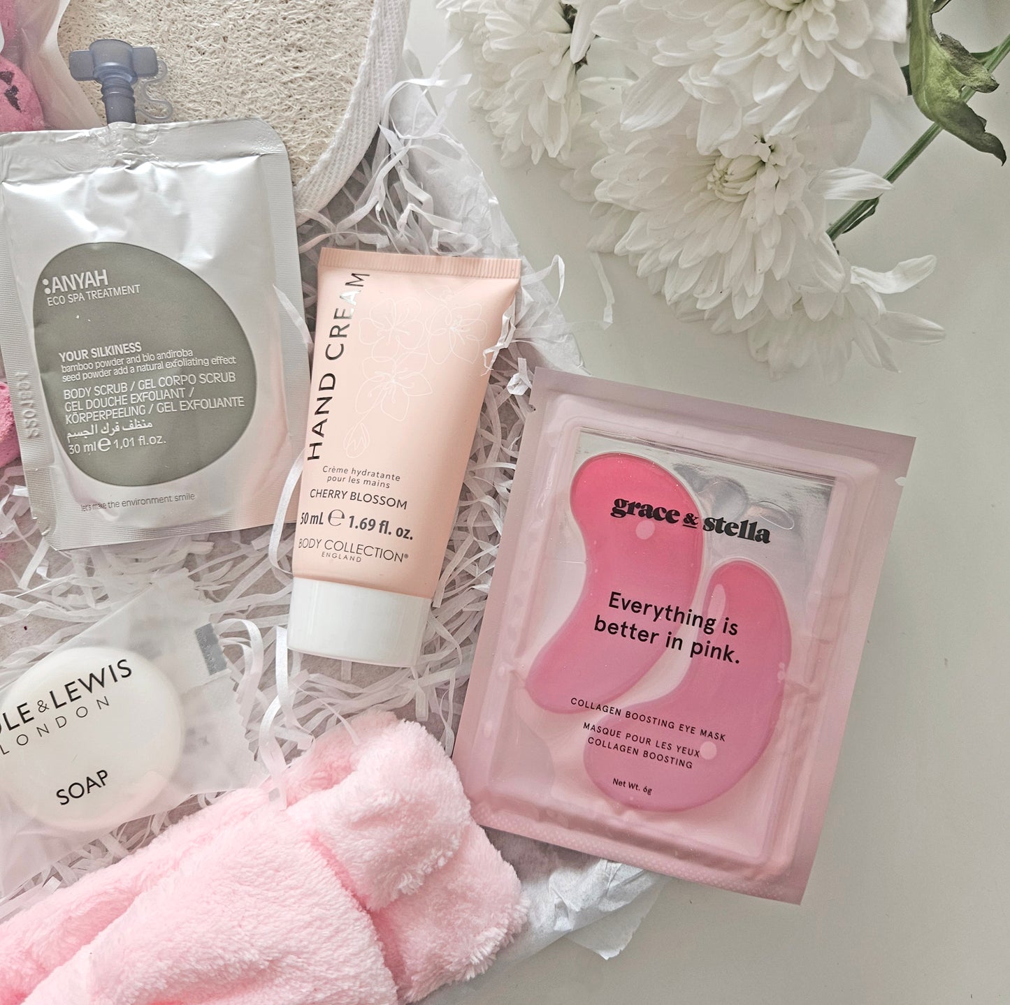 pink new mum to be hamper