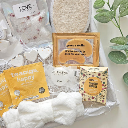 thoughtful gifts to cheer someone up get well soon pamper hamper for female friends